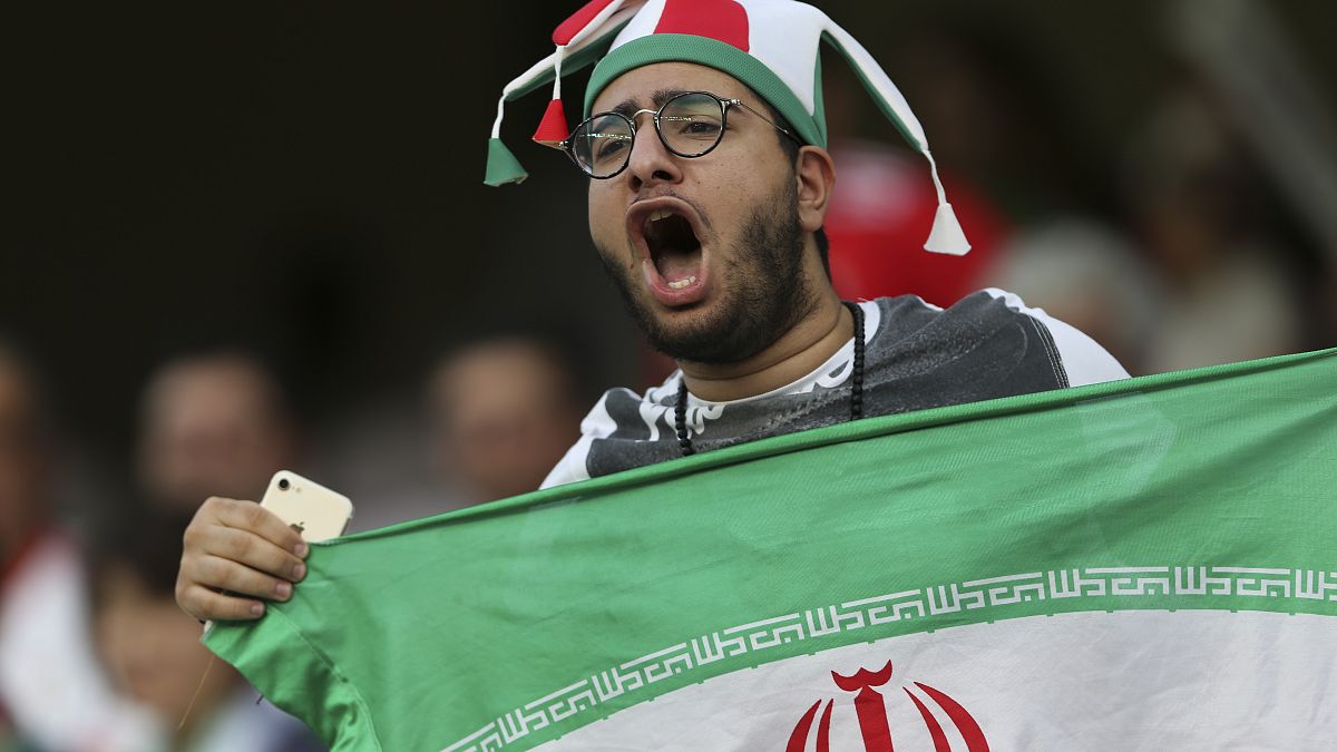 تمام ورزشکاران ایرانی که پرچم ایران را رها کردند