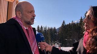رئيس الوزراء الأردني عمر الرزاز - دافوس سويسرا