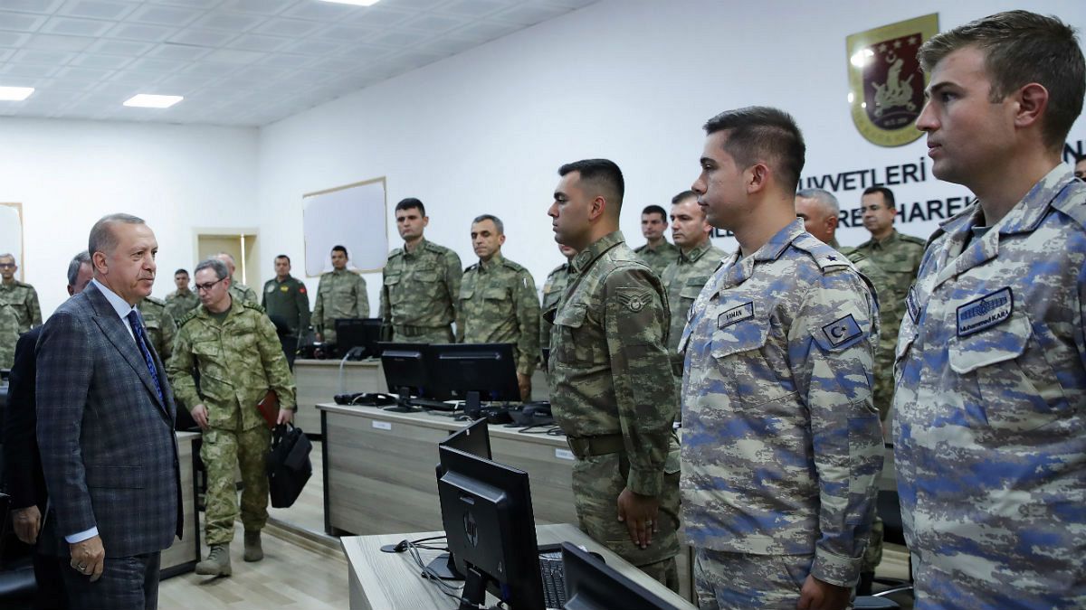 اردوغان: ارتش ترکیه به نیروهای حامی فائز السراج در لیبی آموزش نظامی می‌دهد
