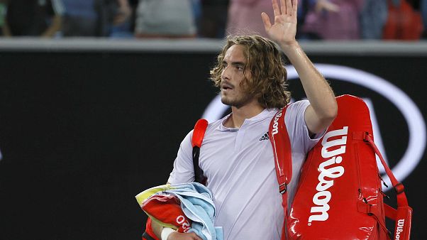 Australian Open: Αποκλείστηκε από τον Ράονιτς ο Τσιτσιπάς Australian Open: Αποκλείστηκε από τον Ράονιτς ο Τσιτσιπάς