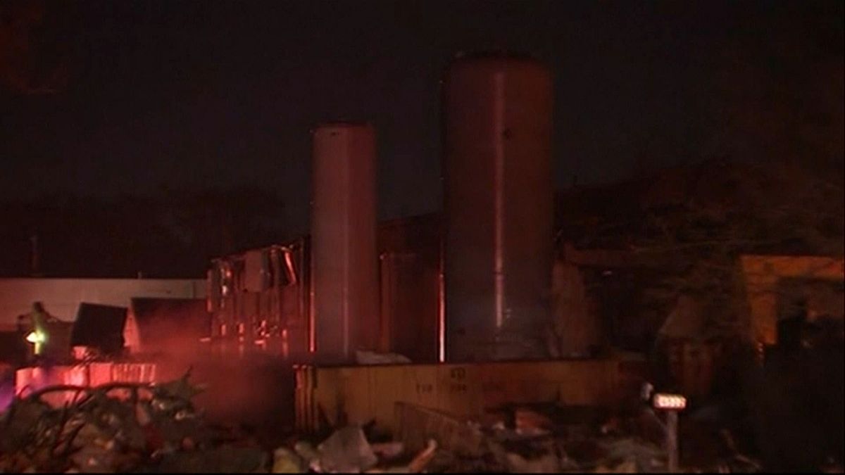 انفجار عنيف في مبنى صناعي يهزّ مدينة هيوستن الأمريكية 