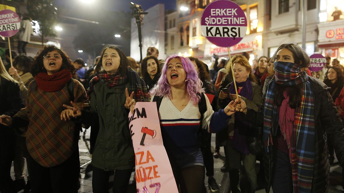مشروع قانون "الزواج من المغتصب" يثير جدلا في تركيا
