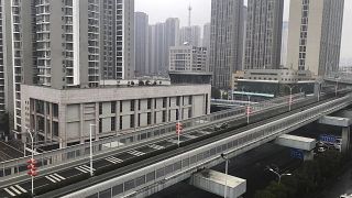 مدينة ووهان الصينية شبه خالية في اليوم الثاني من العزل