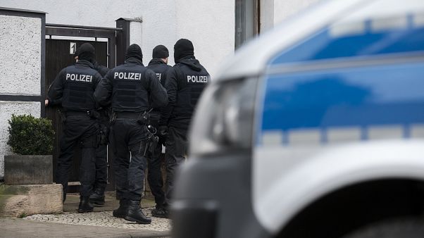 Allemagne : coup de filet antiterroriste contre un groupuscule d'extrême droite Allemagne : coup de filet antiterroriste contre un groupuscule d'extrême droite