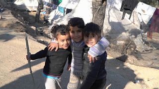 В лагере Мория больные дети остаются без лечения