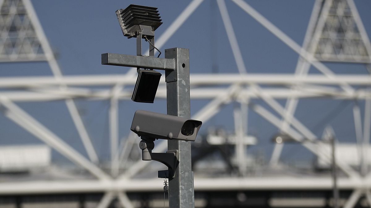 شرطة لندن تلجأ إلى تقنية التعرف على الوجه مثيرة مخاوف بشأن الخصوصية