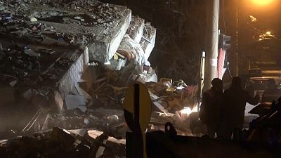 Tiembla Turquía: un terremoto deja al menos 20 muertos 