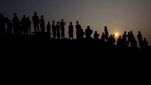 Bangladeş'teki mülteci kampında Arakanlı Müslümanlar Bangladeş'teki mülteci kampında Arakanlı Müslümanlar