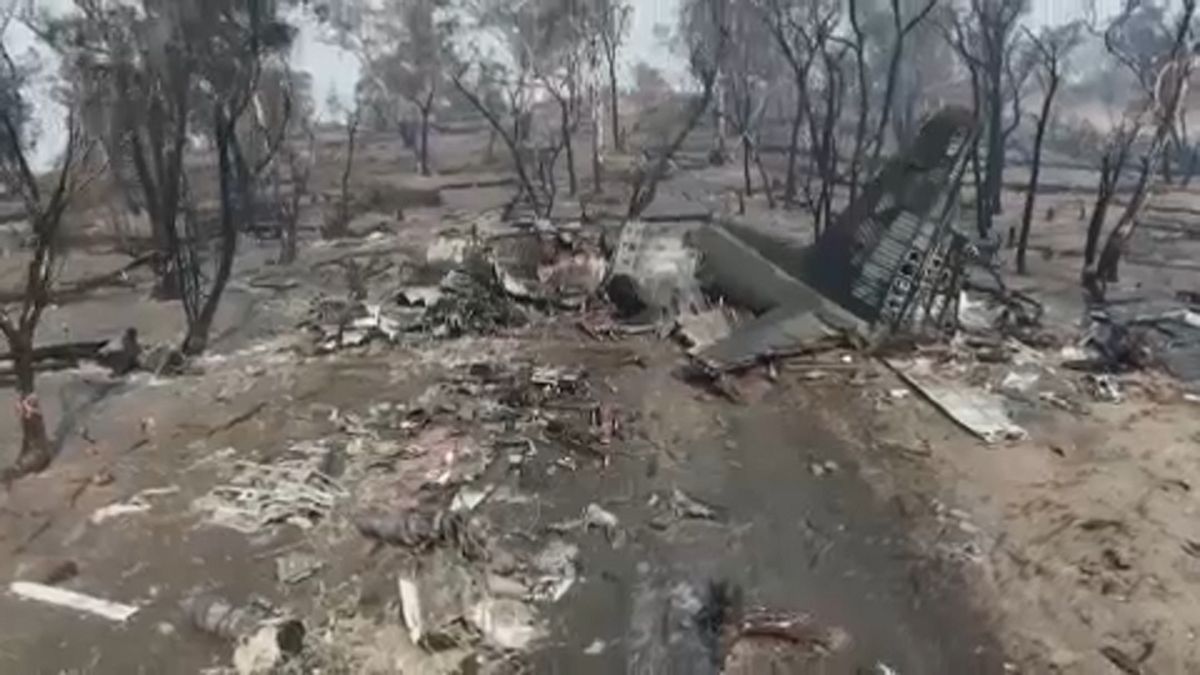 Recuperados corpos de tripulantes de avião de combate a incêndios