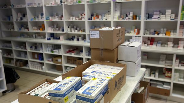 Φάρμακα σε ράφια Φάρμακα σε ράφια