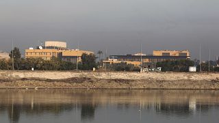 مبنى السفارة الأمريكية على ضفاف نهر دجلة بالعاصمة العراقية بغداد. 03/01/2020
