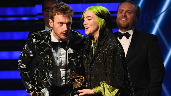 Billie Eilish (18) räumt bei den Grammys ab Billie Eilish (18) räumt bei den Grammys ab