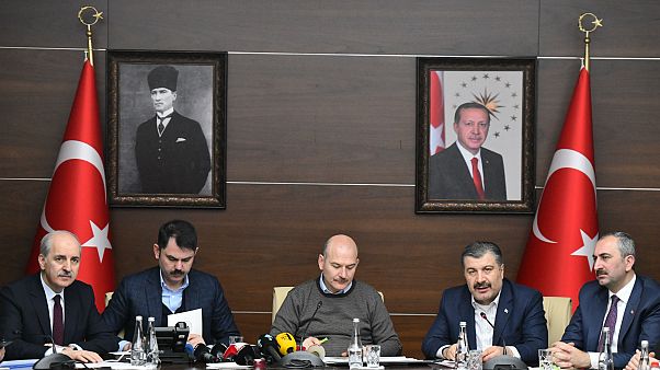 İçişleri Bakanı Süleyman Soylu, Sağlık Bakanı Fahettin Koca, Çevre ve Şehircilik Bakanı Murat Kurum ile Adalet Bakanı Adbulhamit Gül basın açıklaması yaptı İçişleri Bakanı Süleyman Soylu, Sağlık Bakanı Fahettin Koca, Çevre ve Şehircilik Bakanı Murat Kurum ile Adalet Bakanı Adbulhamit Gül basın açıklaması yaptı