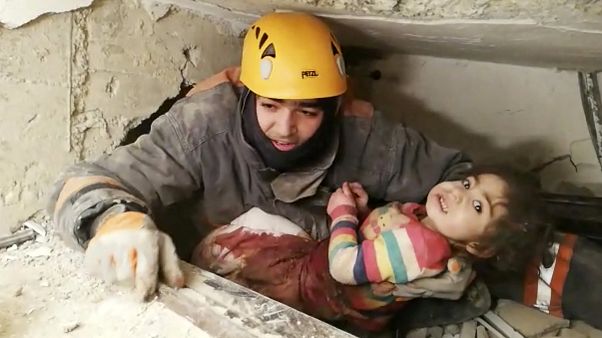 Séisme en Turquie : l'espoir de retrouver des survivants s'amenuise Séisme en Turquie : l'espoir de retrouver des survivants s'amenuise