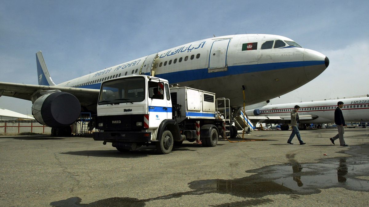 طائرة تابعة للخطوط الجوية الأفغانية - أريانا (صورة توضيحية من الأرشيف)