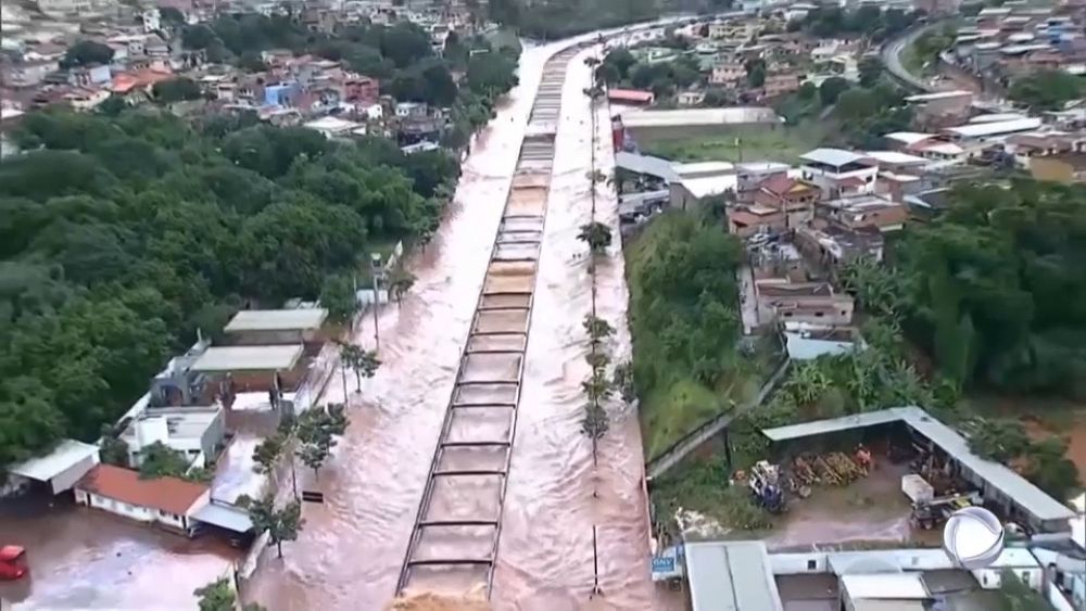 #euroviews : tempête au Brésil, le siège de Leningrad commémoré, crise politique en Slovénie
