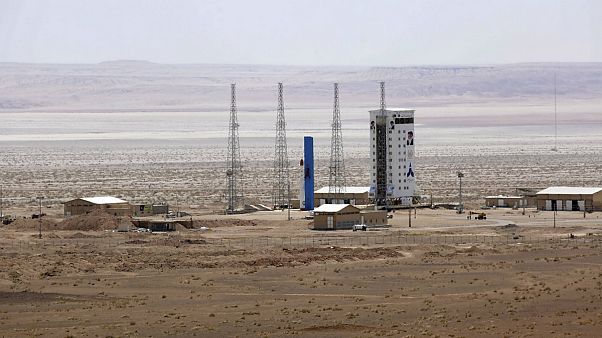 ایران آماده پرتاب ظفر به فضا با ماهوارهبر سیمرغ است ایران آماده پرتاب ظفر به فضا با ماهوارهبر سیمرغ است
