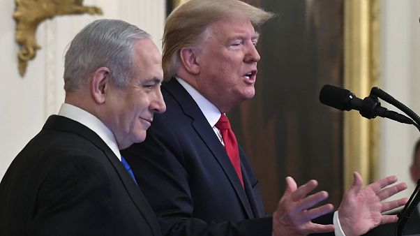 Trump präsentiert Nahost-Friedensplan mit Zwei-Staaten-Lösung Trump präsentiert Nahost-Friedensplan mit Zwei-Staaten-Lösung