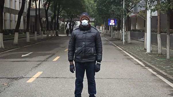 Coronavirus, gli africani a Wuhan che non vengono evacuati: "Siamo intrappolati" Coronavirus, gli africani a Wuhan che non vengono evacuati: "Siamo intrappolati"