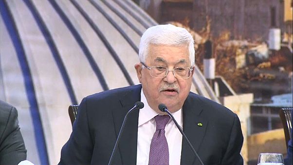 الرئيس الفلسطيني محمود عباس الرئيس الفلسطيني محمود عباس