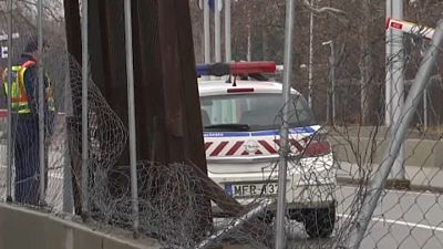 Röszke: "keményen intézkednek a magyar rendőrök"