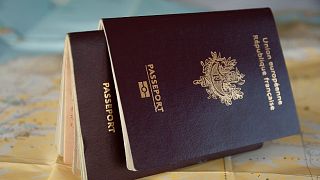 جواز السفر الفرنسي