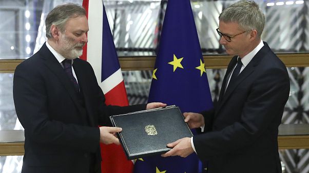 Avrupa Parlamentosu onayladı: Brexit'e son 24 saat Avrupa Parlamentosu onayladı: Brexit'e son 24 saat