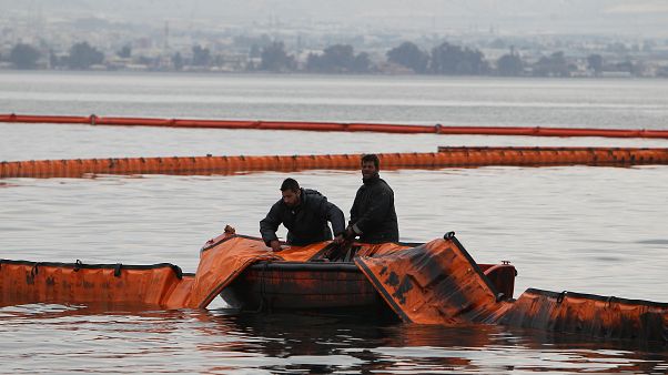 Yüzen bariyer Yüzen bariyer