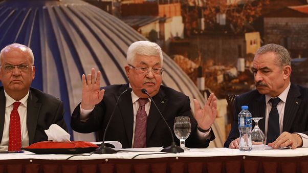 Filistin Devlet Başkanı Mahmud Abbas (ortada) Filistin Devlet Başkanı Mahmud Abbas (ortada)