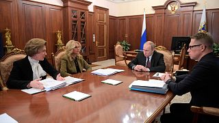 Réunion consacrée à l'épidémie du coronavirus 2019-nCoV, à Moscou en présence du président russe Vladimir Poutine, le 29 janvier 2020