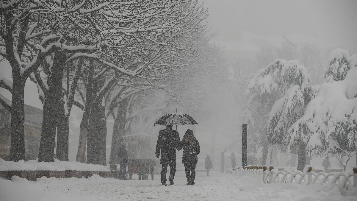 Seltenes Ereignis: Schnee in Istanbul
