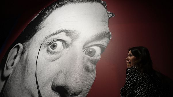 İsveç’teki sanat galerisinden Salvador Dali’nin bronz heykelleri çalındı İsveç’teki sanat galerisinden Salvador Dali’nin bronz heykelleri çalındı