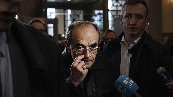 Fransız Kardinal Philippe Barbarin Fransız Kardinal Philippe Barbarin