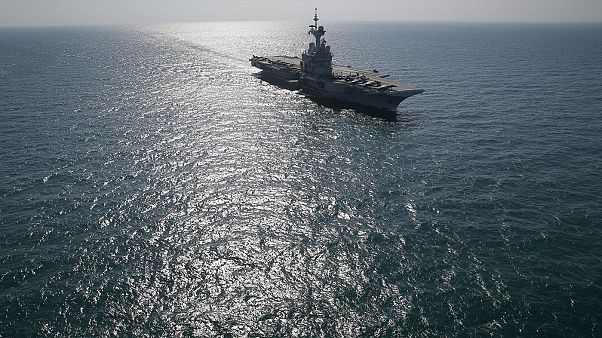 Γαλλικό αεροπλανοφόρο εντόπισε τουρκική φρεγάτα να σπάει το εμπάργκο της Λιβύης Γαλλικό αεροπλανοφόρο εντόπισε τουρκική φρεγάτα να σπάει το εμπάργκο της Λιβύης