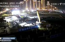 VORHER-NACHHER: Coronavirus-Kliniken in Wuhan aus dem Boden gestampft
