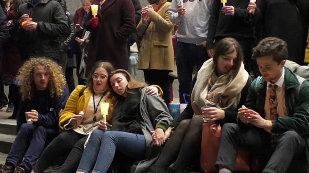 Brussels-based Britons hold vigil as the clock ticks down to Brexit Brussels-based Britons hold vigil as the clock ticks down to Brexit