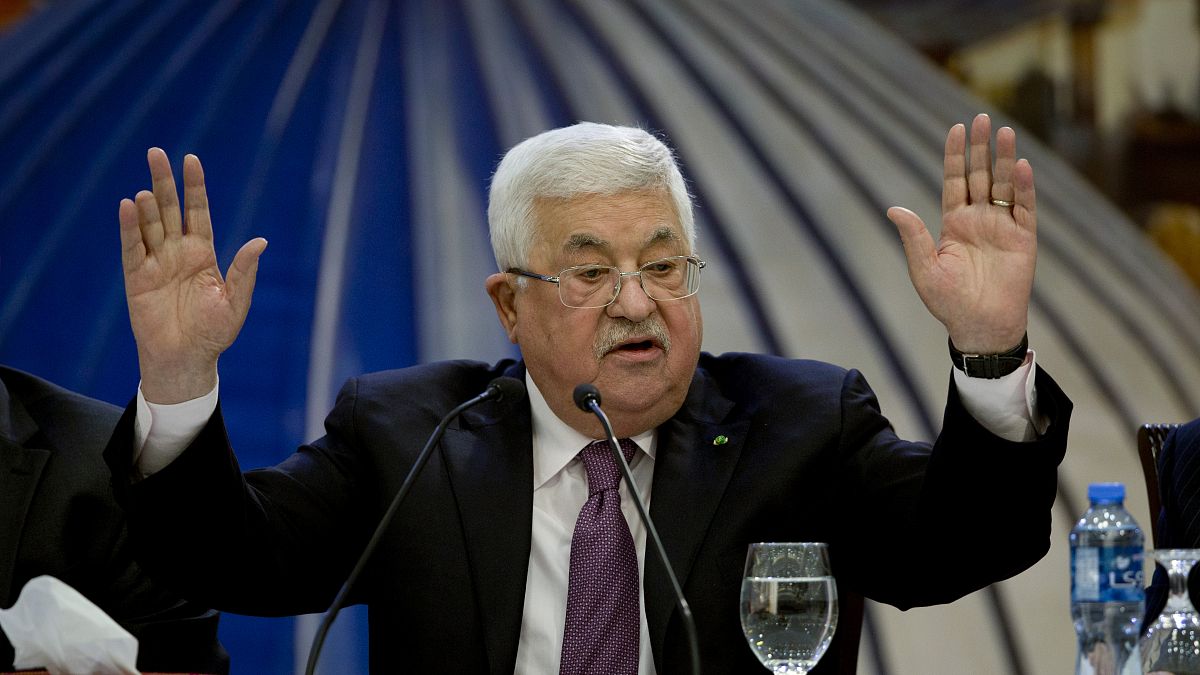 محمود عباس يعلن قطع كل العلاقات بما فيها "الأمنية" مع واشنطن وإسرائيل