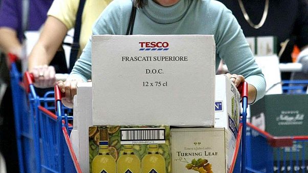 Brexit: Οι Βρετανοί «στοκάρουν» κρασιά από τη Γαλλία όσο προλαβαίνουν Brexit: Οι Βρετανοί «στοκάρουν» κρασιά από τη Γαλλία όσο προλαβαίνουν