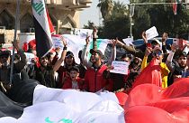 معترضان عراقی علیه نخست وزیر جدید به خیابان‌ آمدند