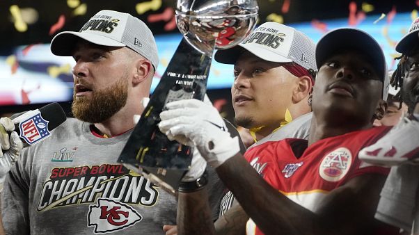 Kansas City Chiefs vencem o Super Bowl Kansas City Chiefs vencem o Super Bowl