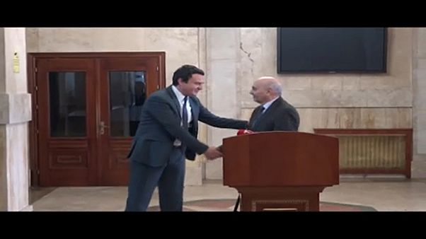 Κόσοβο: Συμφωνία για κυβέρνηση συνασπισμού Κόσοβο: Συμφωνία για κυβέρνηση συνασπισμού