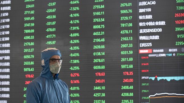 «Βουτιά» στα κινεζικά χρηματιστήρια «Βουτιά» στα κινεζικά χρηματιστήρια