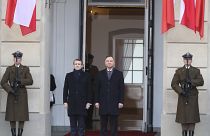 الرئيس البولندي دودا مستقبلاً ماكرون 