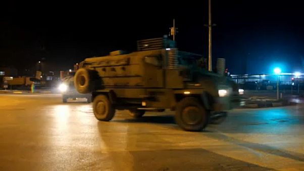 Turquia e Síria trocam ataques Turquia e Síria trocam ataques