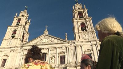 98 bells of Mafra basilica in Portugal chime after years of silence