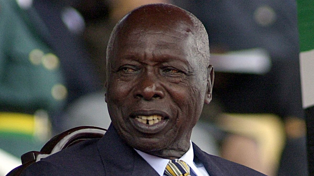 Fotografía de 2002 del expresidente de Kenia Daniel Arap Moi