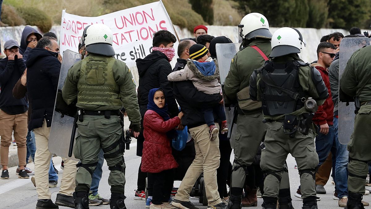 Governo regional quer estado de emergência em Lesbos