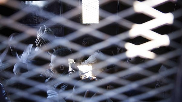 Memorandum con la Libia: da un lato l'Italia tratta le modifiche, dall'altro consegna motovedette Memorandum con la Libia: da un lato l'Italia tratta le modifiche, dall'altro consegna motovedette