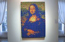 Auktion: Mona Lisa aus 330 bunten Zauberwürfeln