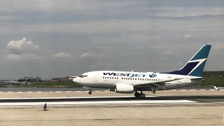 Toronto'dan Jamaika'ya gitmek üzere kalkış yapan Westjet uçağı 'koronavirüs şakası' nedeniyle geri döndü